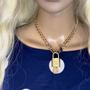 LOUIS VUITTON LV Lock and Key Set CHOKER NECKLACE With 15" New Cuban Chain